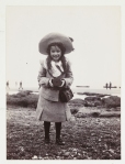 girl-with-brownie-camera